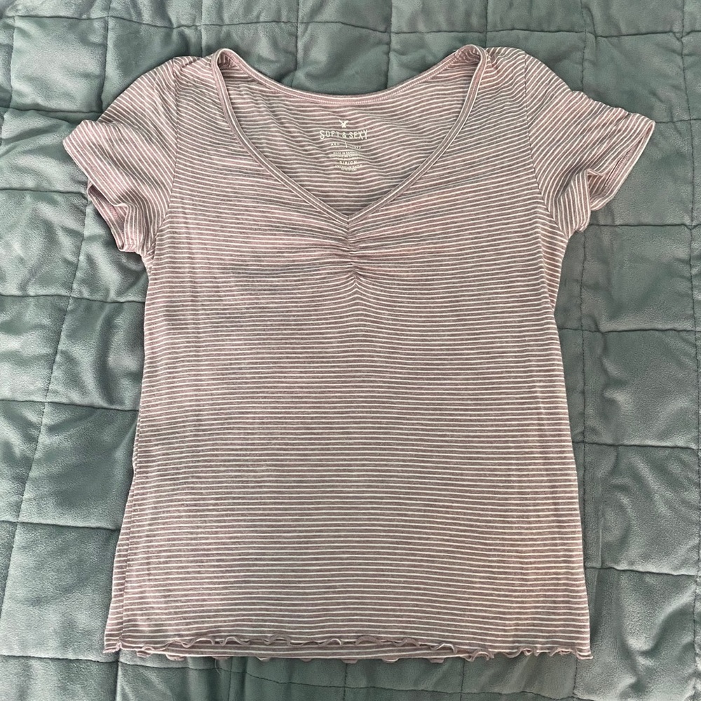 American Eagle tee